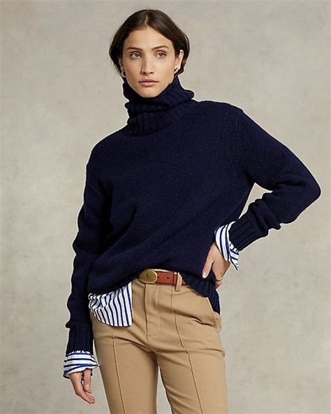 Pin By Martha Hogner On New Casual Outfits Cashmere Outfits Turtle