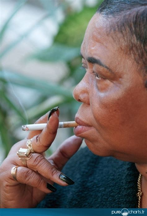 Cesaria Evora La Diva Aux Pieds Nus