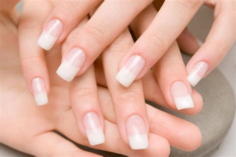 Cómo cuidar las uñas acrílicas Belleza estética