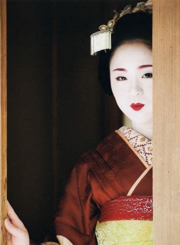 A Blog About The Maiko And Geiko Of Kamishichiken Photo Geisha Japan