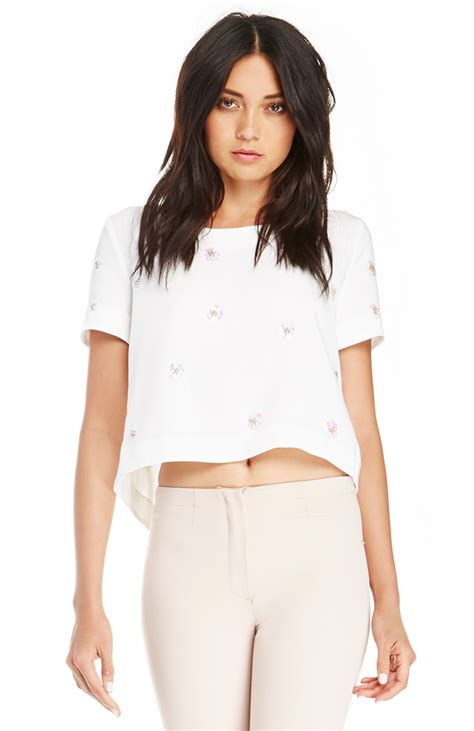 Joa Sequin Floral Crop Top In Ivory Dailylook