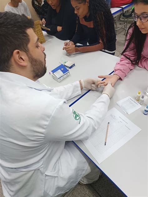 Curso De Biomedicina Participou Da Disciplina Eletiva Csi