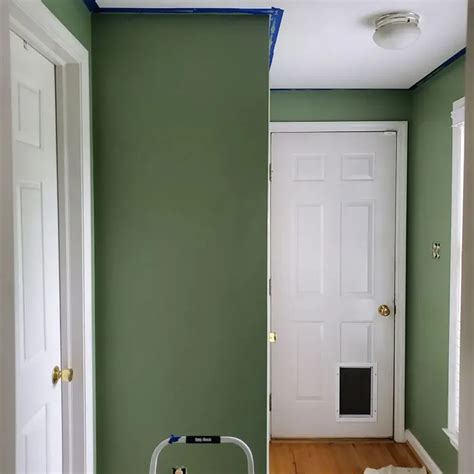 Benjamin Moore Kennebunkport Green HC 123 Paint Color