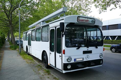 Mercedes Benz O Berlin Im Mai Bus Bild De