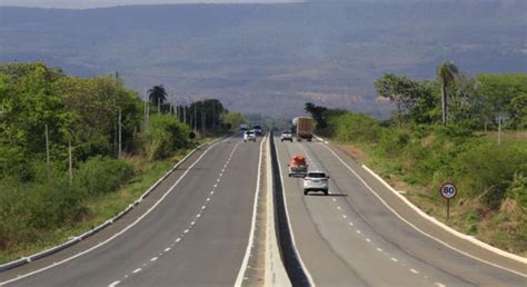 Custando R 80 milhões estrada entre Juazeiro e Missão Velha é