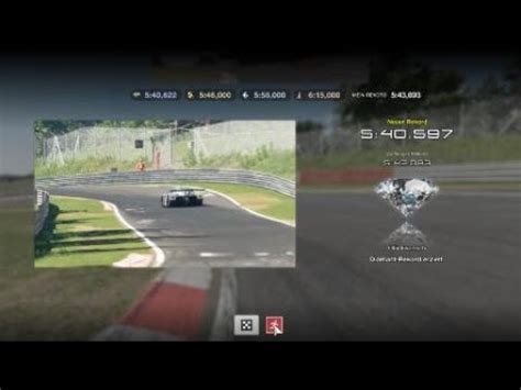 I drive against Lewis Hamilton on the Nürburgring Nordschleife Gran