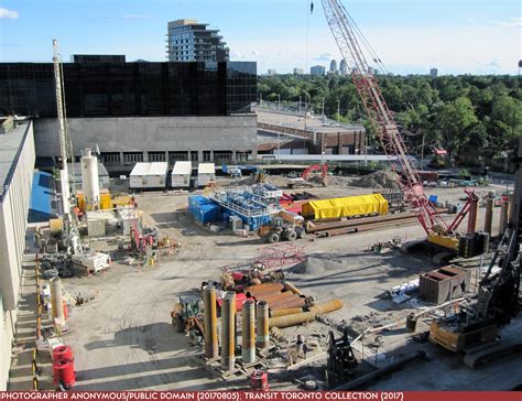 City officials explain the construction plan for Line 1 Yonge University 1