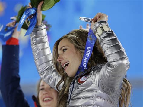 Noelle Pikus Pace Receives Her Silver Medal Photos Nbc Sports