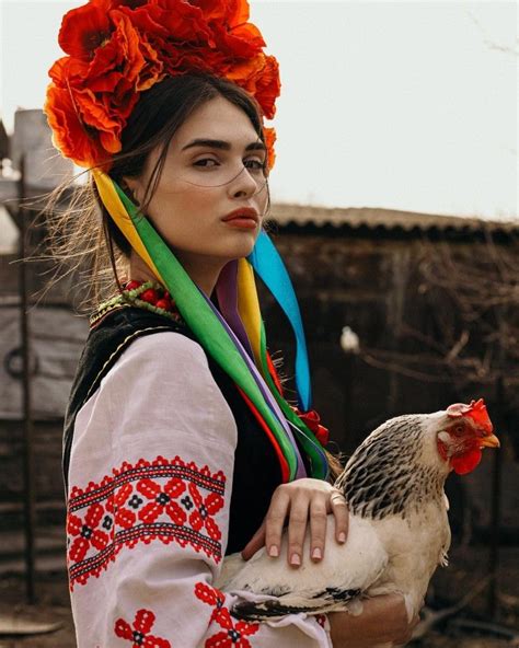 Jobs For Women Arte Cyberpunk Ukrainian Art Russian Folk Culture Traditional Fashion