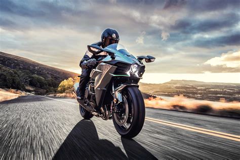 2020 Kawasaki Ninja H2 Guide • Total Motorcycle