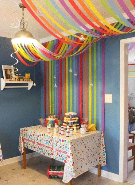 10 Diy To Decorate The Ceiling With Crepe Paper Trendstutor Crepe Paper Diy Streamers