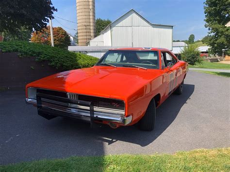 General Lee Replica 1969 RT SE Dodge Charger 4 Speed 440 Classic