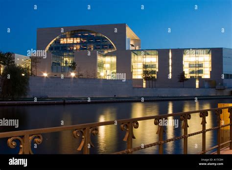 Mit kanzler -Fotos und -Bildmaterial in hoher Auflösung – Alamy