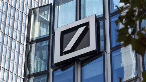 Aktien Deutsche Bank Aktie Schmiert Deutlich Ab Was Ist Hier Los