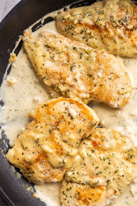 Creamy Garlic Chicken - The Recipe Rebel [VIDEO]