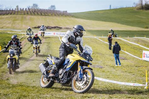 Suzuki V Strom Off Road Academy Motociclismo