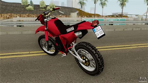 Yamaha DT 180 HQ Pour GTA San Andreas