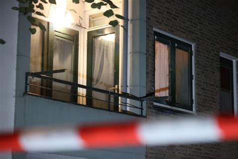 Derde Explosie In Week Tijd In Den Haag Raam Van Woning Knalt Kapot