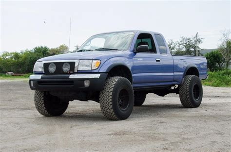 Offroad package 1999 Toyota Tacoma TRD 4X4 lifted for sale