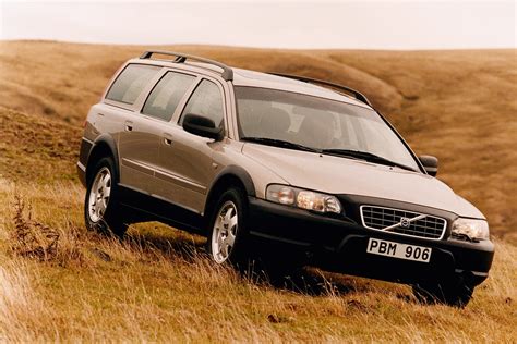 Volvo will take the wraps off its V90 Cross Country wagon this month