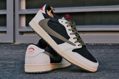 Travis Scott Air Jordan 1 Low Olive Dz4137 106 Release