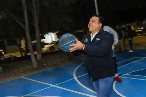 Entrega Luis Nava Rehabilitaci N De Espacios Deportivos En Lomas Del