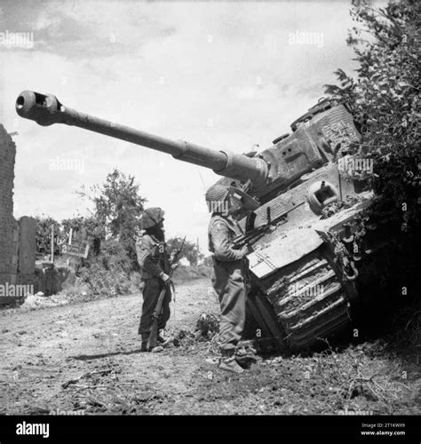 German Tiger Tank 1944 Hi Res Stock Photography And Images Alamy