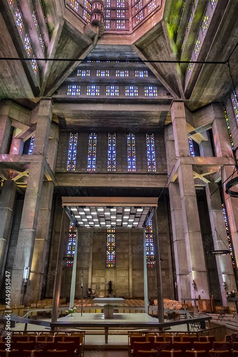 Fotka Interior Of St Joseph S Church Eglise Saint Joseph Du Havre By