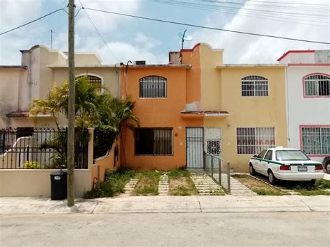 venta Casa en Jardines de Banampak Cancún MX20 IJ6932 icasas mx