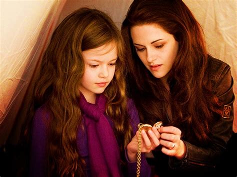 Twilight Obsessives Nessie Bella Edward And Jacob