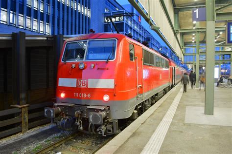 111019 Stuttgart Hbf Ryan Tranmer Flickr