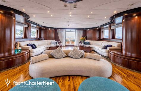 Holiday Yacht Charter Price Maiora Yachts Luxury Yacht Charter