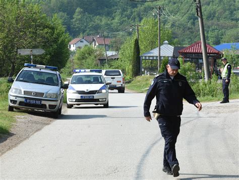 Svetski mediji o pucnjavi kod Mladenovca Talas šoka u Srbiji Vesti