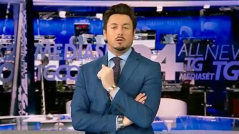 Andrea Giambruno Lascia La Conduzione De Il Diario Del Giorno Ma Rimane