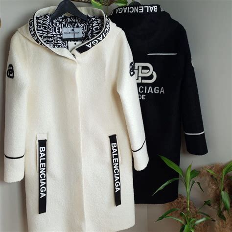 Pin on Спортивная одежда | Fashion trend inspiration, Cool shirt ...