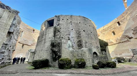 La fabrique du divin Auguste et le culte impérial dans la Rome antique