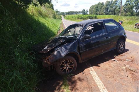 Condutor Bate Carro Contra Barranco Na Rodovia Entre Umuarama E Mariluz