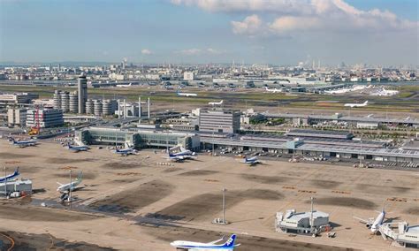 Colis O Entre Dois Avi Es Causa Encerramento De Pista No Aeroporto De