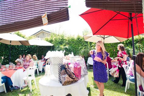 Decor Ideas For The Outdoor Wedding Showers Weddingelation