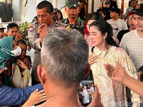 Begini Hasil Mediasi Dewi Perssik Dengan Ketua Rt Soal Kurban Yang