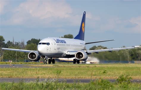 Boeing 737 300 Lufthansa Photos And Description Of The Plane