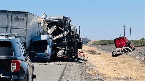 Fatal crash on Highway 99 as big rig sideswipes car hauler, killing ...