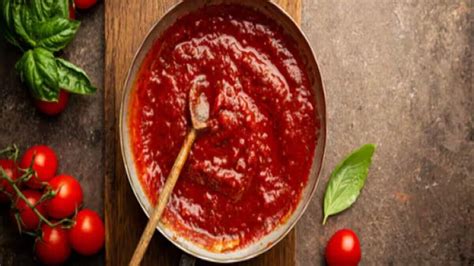 Pizza Pasta Sauce घरी बनवणे आहे सोपे फॉलो करा ही रेसिपी