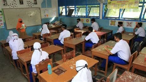 Uji Coba Ptm Dpr Minta Dinas Pendidikan Daerah Perhatikan Kesiapan Sekolah