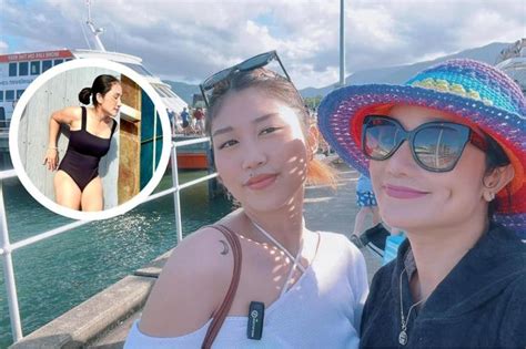 Cát Tường khoe body với bikini tự tin tạo dáng giống hệt ái nữ tuổi Tạp chí SaoStar