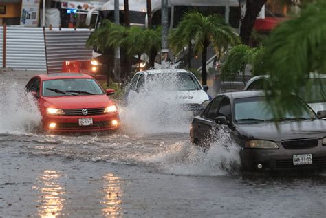 Autoridades Prev N Lluvias Fuertes En Al Menos Estados Por El Monz N