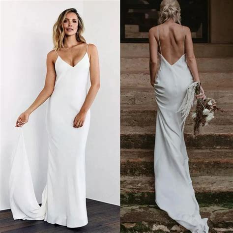 Simple Sheath Boho Wedding Dresses Sexy Backleess Beach Spaghetti Strap