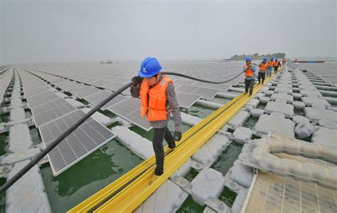 水上漂浮式光伏水上漂浮光伏电站漂浮式光伏电站第17页大山谷图库