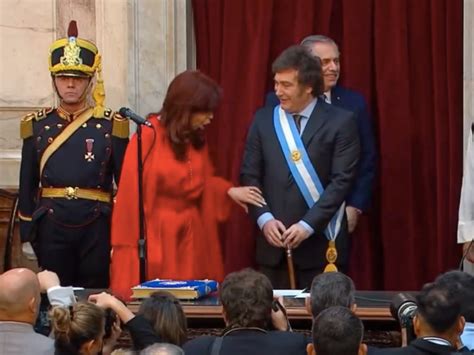 El bastón presidencial de Javier Milei que sorprendió a Cristina