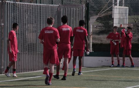 Cómo Jugar Al Fútbol Como Messi Kaptiva Sports Academy Bcn